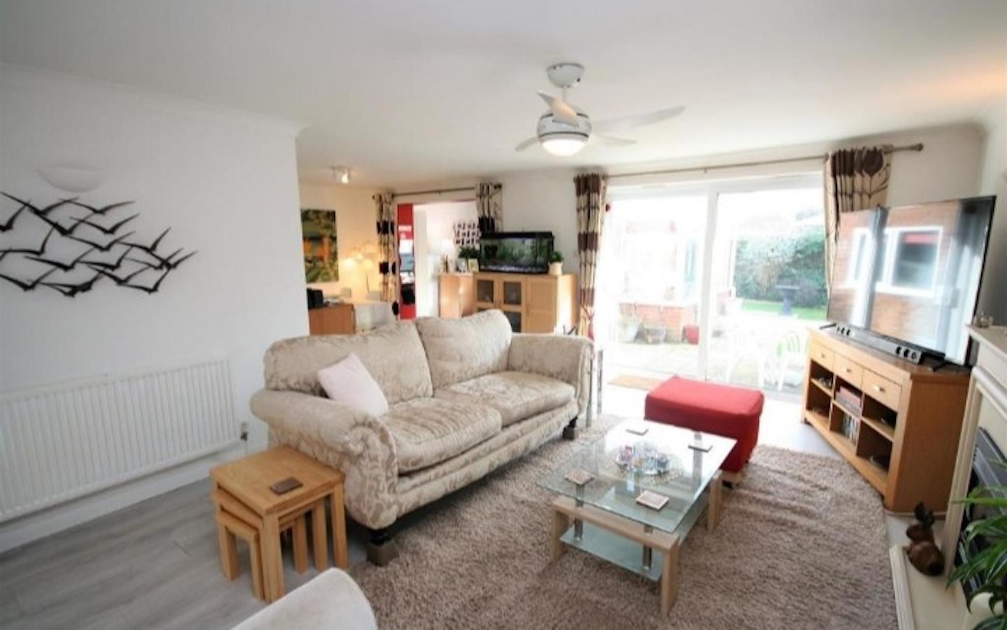 2 Bedroom Bungalow sleeping 4 in Peace Haven4